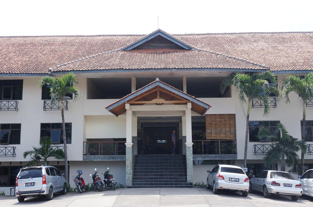 Hotel Augusta Garut Exteriér fotografie